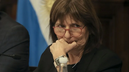 Un primo de Patricia Bullrich fue asaltado por 3 delincuentes en un café de Recoleta