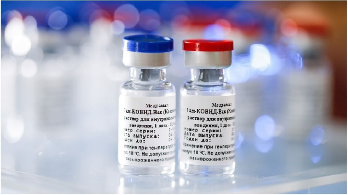 Estudio: el uso combinado de la vacuna de AstraZeneca y la primera dosis de Sputnik V demostraron eficacia contra la infección por coronavirus y ausencia de efectos secundarios (Foto: AFP).