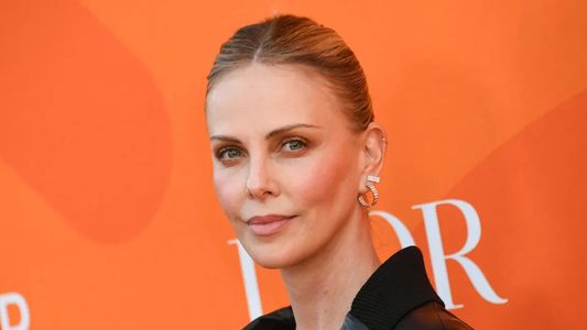 Netflix: Charlize Theron marca tendencia con el estreno de la película más esperada del año