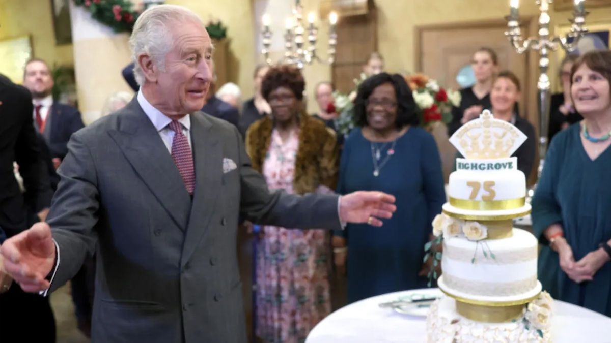 Carlos III cumple 75 años y así lo celebró (Foto: Daily Mail).