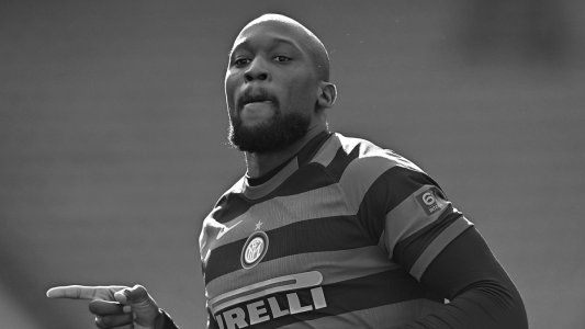 Real Madrid quiere robarle al Barcelona a Lukaku, que no jugaría con Messi ni con Lautaro