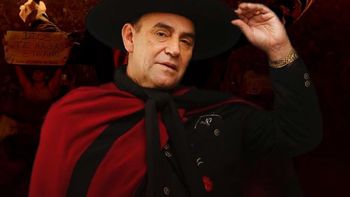 Chaqueño Palavecino anuncia su gira nacional por los 40 de años de trayectoria