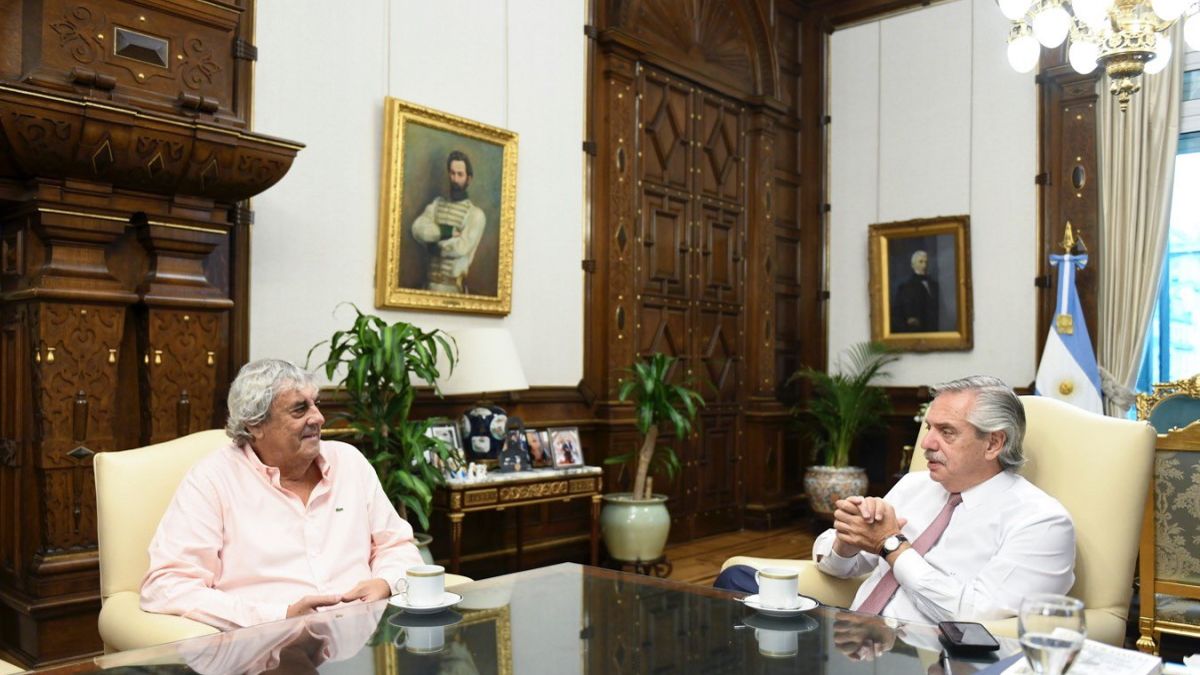 Alberto Fernández recibió en su despacho de Casa Rosada al titular de Unión de Docentes Argentinos