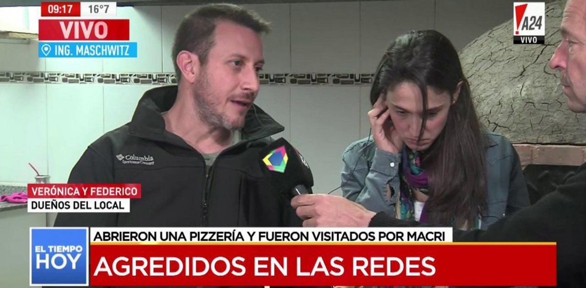 Recibieron a Macri en su nueva pizzería y ahora son blanco de agresiones: Queríamos mostrar el emprendimiento en un momento difícil del país