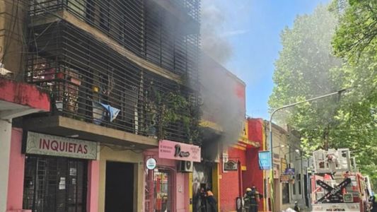 Tucumán: al menos seis bomberos resultaron heridos en un incendio dentro de un mercado
