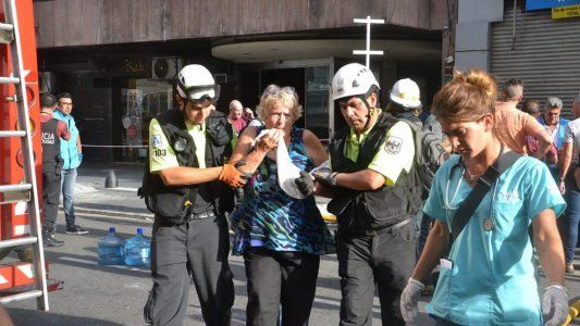 Incendio trágico en hotel del Microcentro: todavía quedan tres personas internadas en estado crítico
