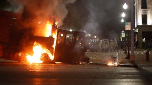 Violencia racial: nuevas protestas por otro hombre desarmado que fue baleado por la policía