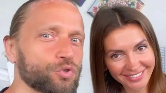 Bebé murió tras ser alimentado únicamente con luz solar: sus padres están detenidos