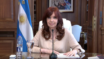 Vandalizaron y derribaron una estatua de Cristina Kirchner en Río Gallegos 
