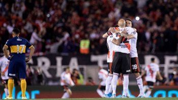 River fue mucho más que un Boca pálido, ganó 2-0 y puso un pie y medio en la final