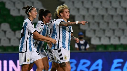 La Selección Argentina goleó 4 a 0 a Perú en la Copa América femenina: los goles