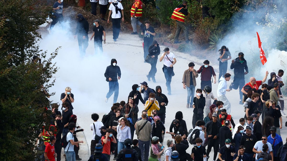 Más de 450.000 personas marcharon en Francia y crece la tensión por las protestas estudiantiles. (Foto: Reuters)