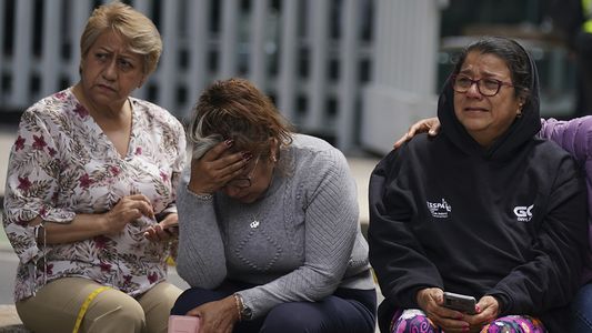 Fuerte terremoto en México justo después de un simulacro: al menos un muerto y alerta de tsunami