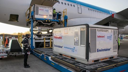 Llegaron al país otras 768.000 vacunas de Sinopharm