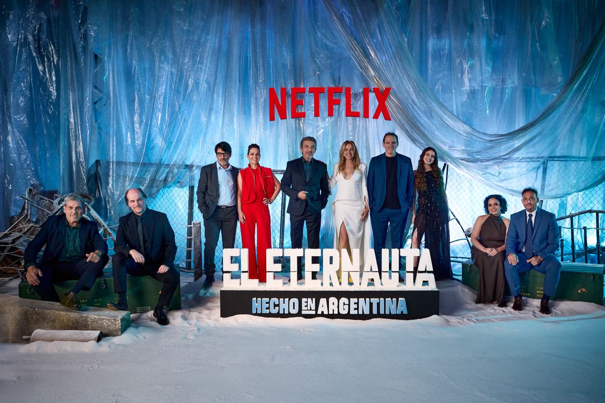 De izquierda a derecha:  Claudio Martínez Bel, Marcelo Subiotto, César Troncoso, Andrea Pietra, Ricardo Darín, Carla Peterson, Bruno Stagnaro, Mora Fisz, Orianna Cárdenas, Ariel Staltari.