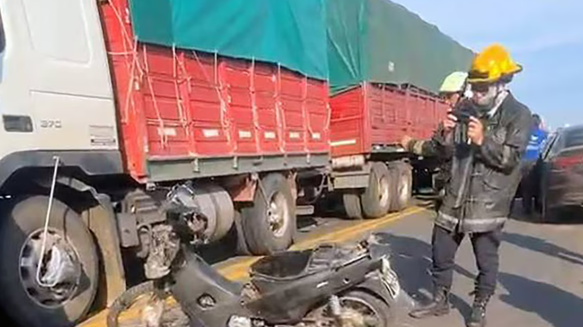 El conductor del cami&oacute;n que provoc&oacute; el accidente dijo que se qued&oacute; sin frenos.&nbsp;