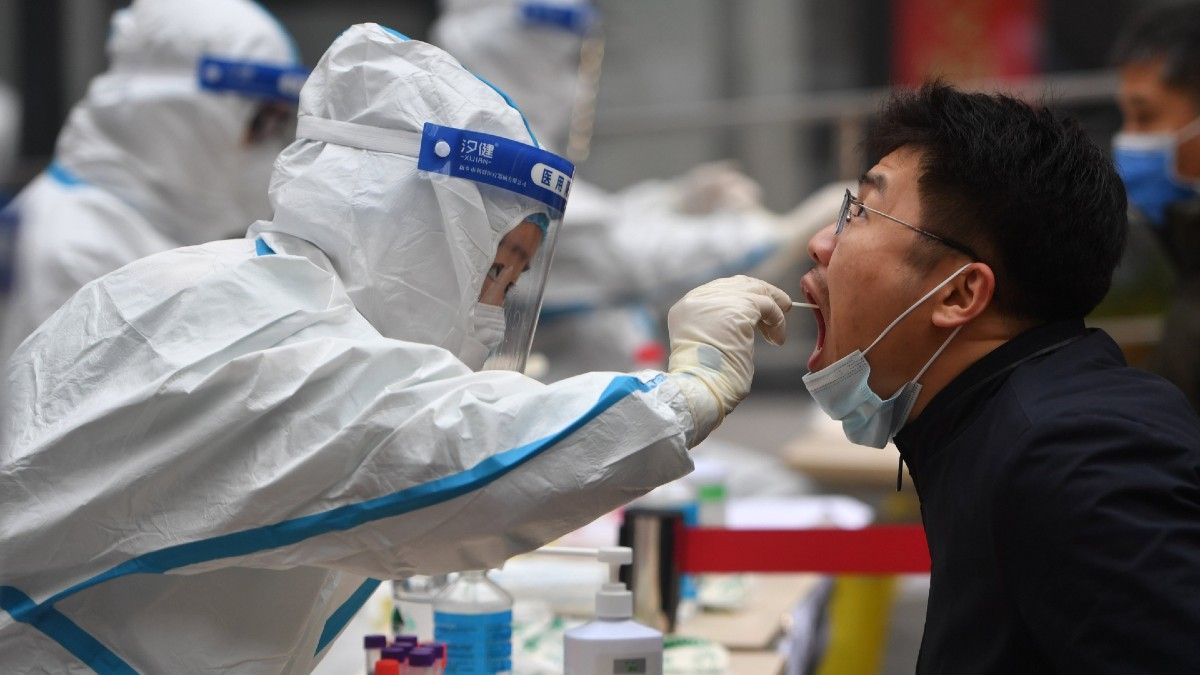 Continúa el repunte de casos de coronavirus en China. Fuente: Télam. 
