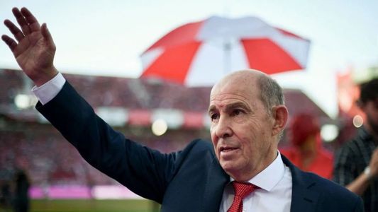 Ricardo Bochini sufrió un duro accidente automovilístico: chocó contra un camión