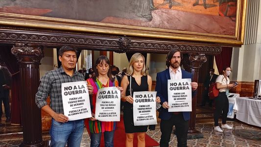 La izquierda troskista arremete contra los libertarios: Milei busca que estalle todo, nosotros ya no.