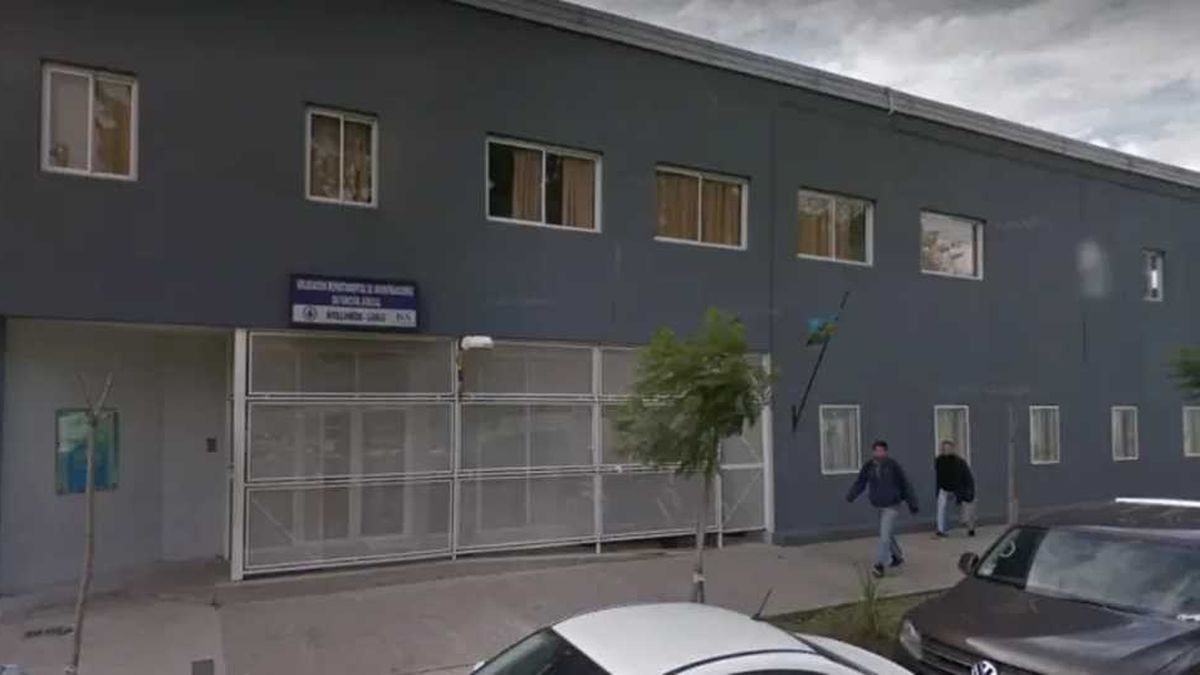 Un subcomisario de la Bonaerense fue detenido por pedir una coima de medio millón de pesos para liberar a un menor.
