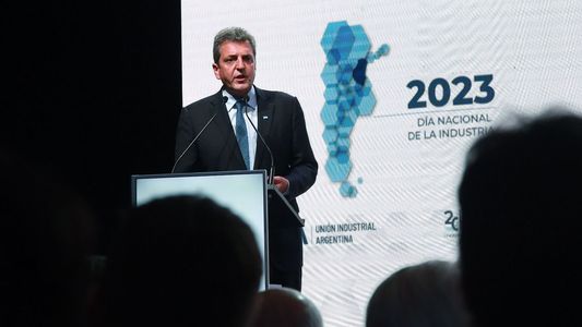 Sergio Massa reclama el apoyo de todo el oficialismo para llegar al balotaje con Milei