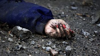 Se conoció quién era la mujer asesinada por las tropas rusas cuya foto de la mano dio vuelta al mundo