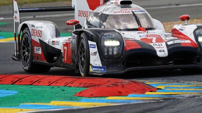 Histórico triunfo de Pechito López en la mítica carrera 24 Horas de Le Mans