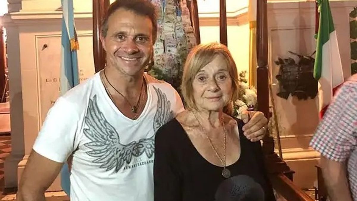 Violento asalto a la madre de Sergio Lapegüe: maniataron a las cuidadoras y una fue ahorcada