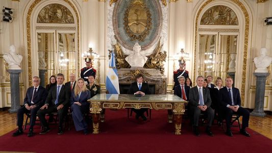 Malvinas: el Gobierno planea presentar el lunes el proyecto de la Base Naval Integrada que anunció Milei