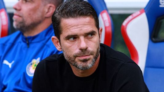 Fernando Gago ejecutó la claúsula de rescisión en Chivas y será el nuevo DT de Boca