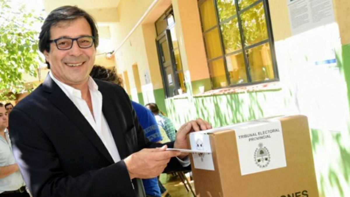 senador nacional peronista Rubén Uñac