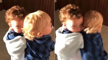 El abrazo de reconciliación de los hijos de Florencia Peña y Marley