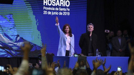 Cristina, en modo candidata: cuestionó a Macri, recordó logros de su gestión y se emocionó al recordar a Néstor