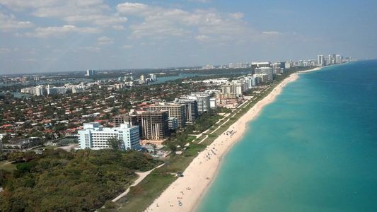Miami: Surfside, la zona elegida por los argentinos para residir y vacacionar