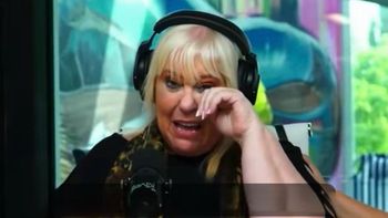 Laura Ubfal estalló en llanto en pleno streaming tras un mensaje inesperado que la descolocó