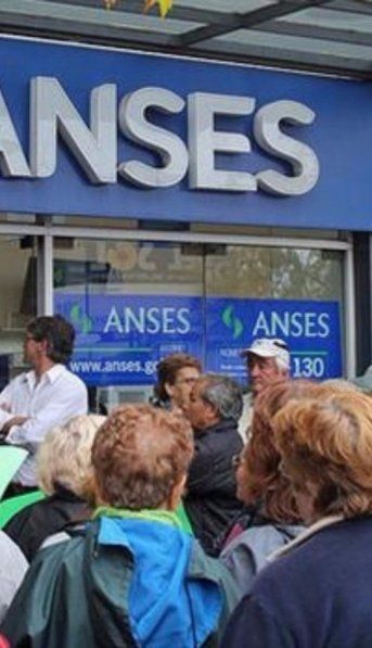 El Gobierno oficializa el aumento de la jubilación mínima: cuál será el nuevo monto a partir de diciembre