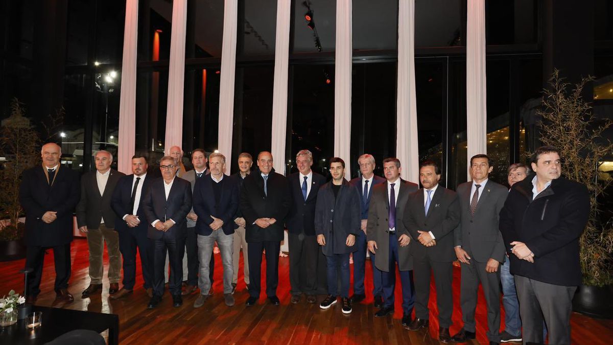 Francos se reencontró con los gobernadores después de las tensiones en el Congreso. (Foto: prensa SRA).&nbsp;
