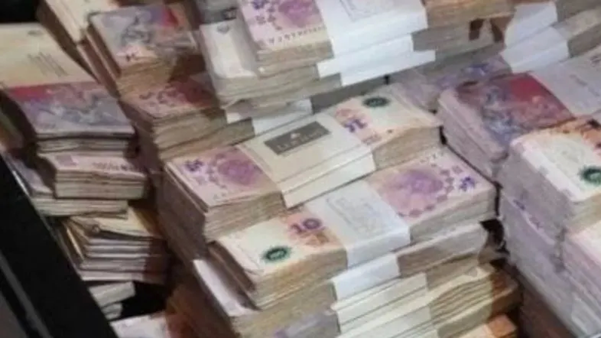 Los 6 millones de pesos encontrados en la casa de los Sena. (Foto: archivo)