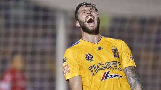 La danza de nombres para reemplazar a Benedetto en Boca: Gignac, Hurtado, Carrillo y Stuani