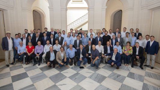 El gobierno bonaerense negocia con la oposición antes de mandar el paquete impositivo a Diputados