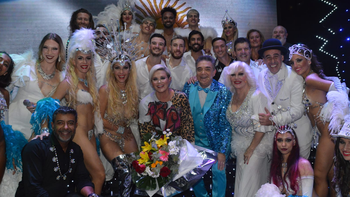 Carmen Barbieri viajó a Mar del Plata y fue a ver la obra de Nito Artaza: fotos y video