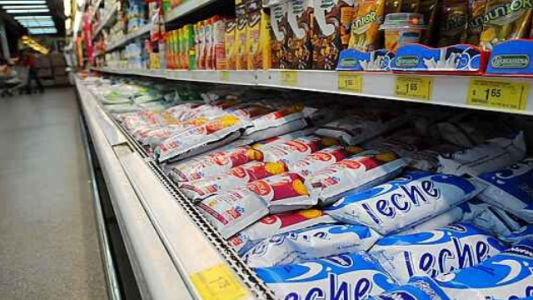 Polémica modificación del IVA a la leche: ¿a quién beneficia y a quién perjudica?