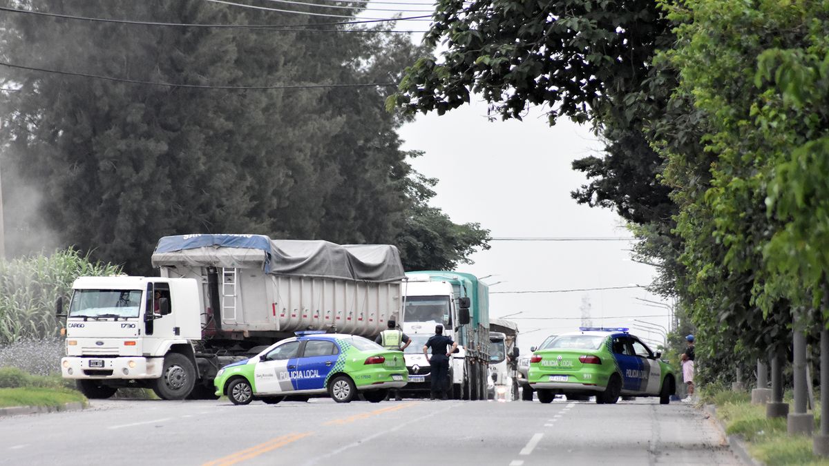 Dictan prisión preventiva para los camioneros de los bloqueos en San Nicolás, pero con un beneficio
