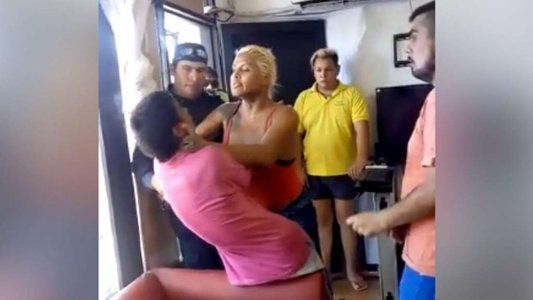 Famosa peluquera enfrentó a un ladrón y lo sacó a golpes de su local