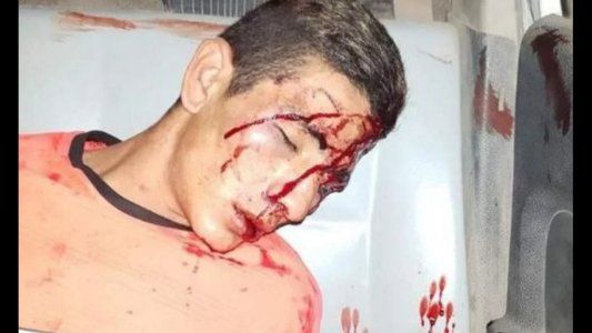 Quiso robarle a una abuela y sus nietos lo molieron a golpes