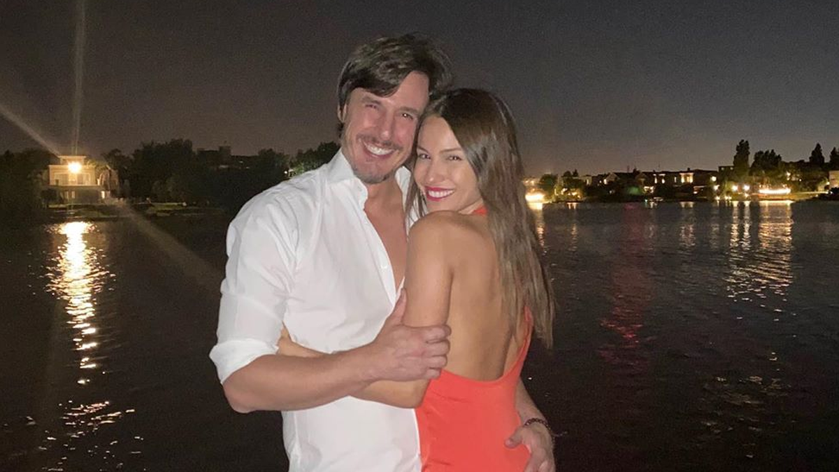 Pampita Roberto Garcia Moritan Navidad