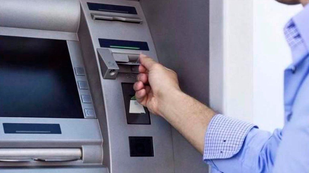 El Central asegura que los cajeros disponen de billetes para abastecer la demanda durante Semana Santa
