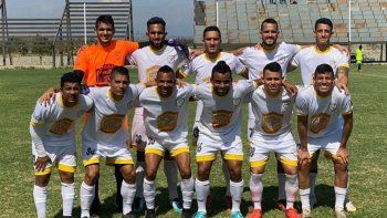 La FIFA hizo descender a un club que jugará la Copa Sudamericana por incumplimiento de pago
