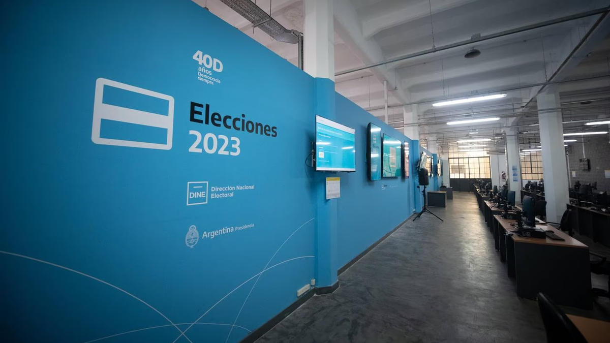 Qué pasa si no fuiste a votar en las PASO 2023: ¿Podés ir en las elecciones generales?