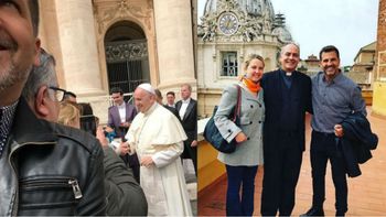 Emotivo encuentro de Toti Pasman con El Papa Francisco: Sentí que estaba con un rey